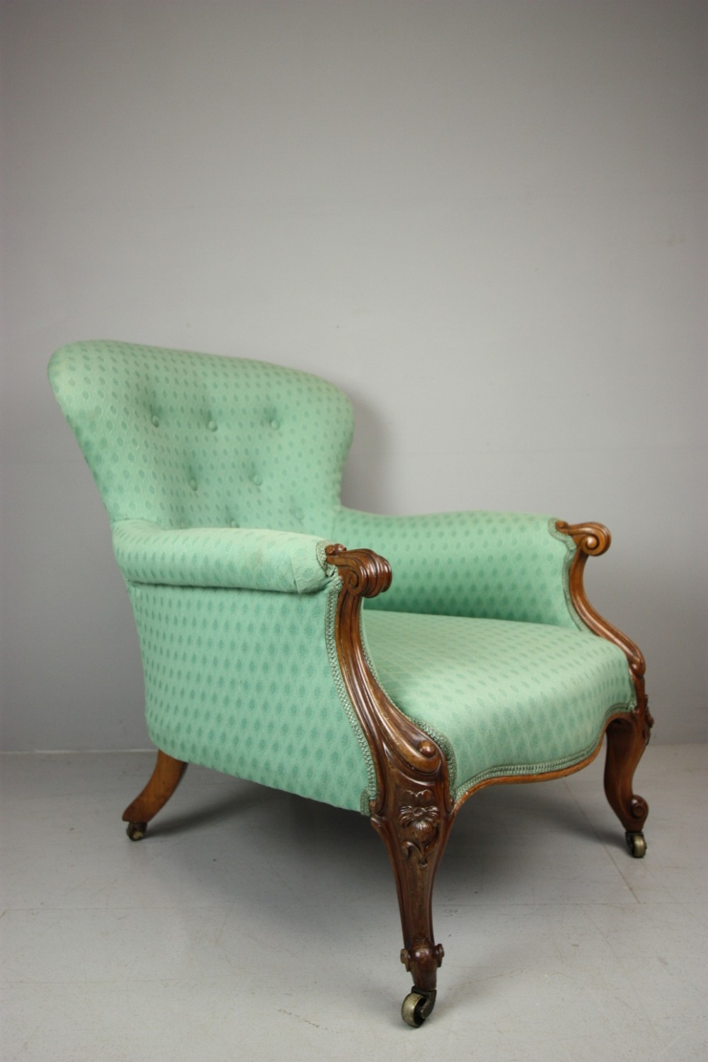 19th Century English Antique Mahogany Armchair