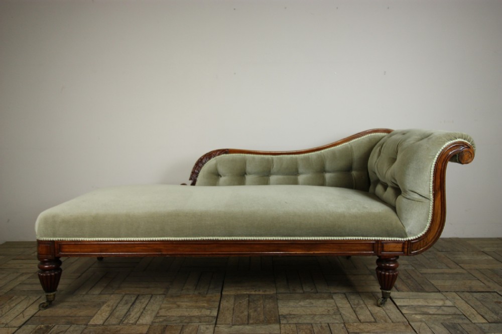William IV Antique Mahogany Chaise Longue.