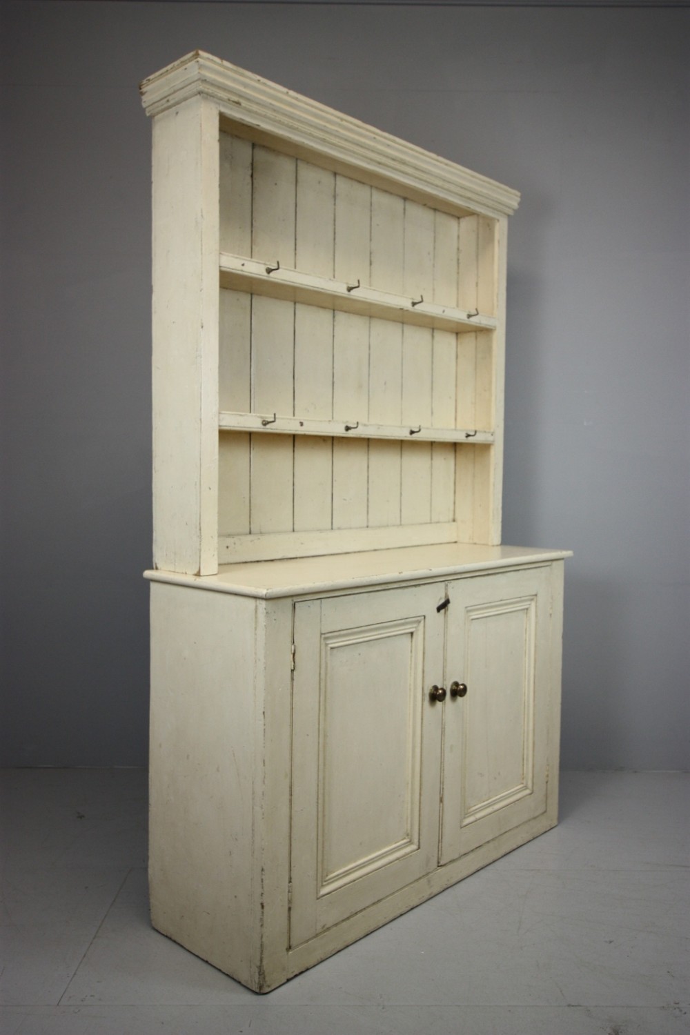19th Century English Antique Pine Dresser - Lovely Size. 
