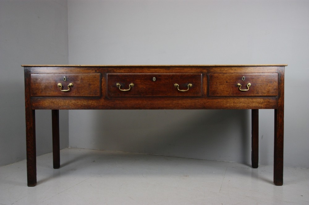 Georgian Antique Oak Dresser.