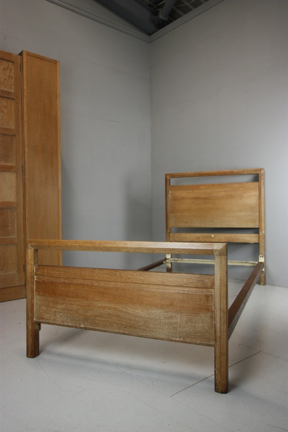 Quality 1920's Heals of London Oak Single Bed. 