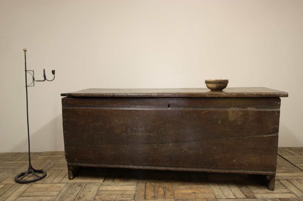 Large 17th Century Period Oak Antique Coffer.