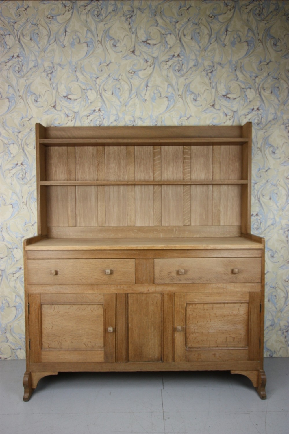 1930's Greenings of Oxford Oak Dresser.