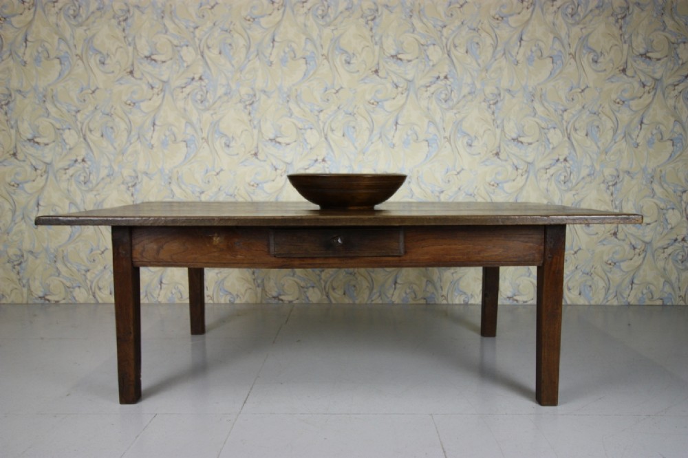Early 19th Century Antique Chestnut Low Coffee Table.