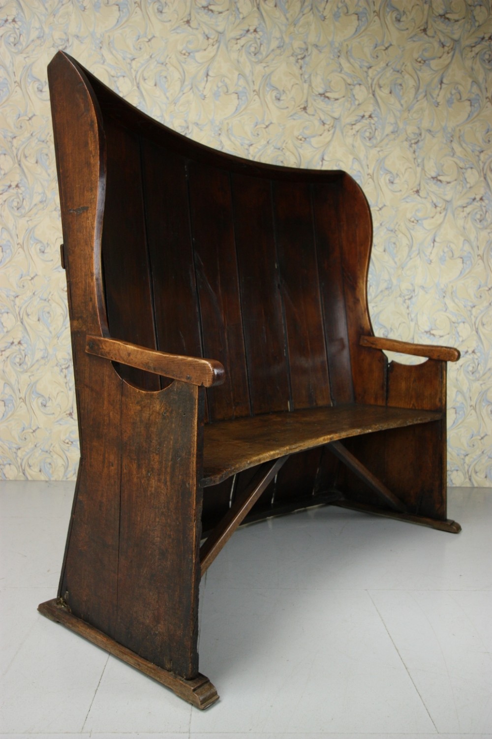 Wonderful 18th Century Fruit Wood & Elm Antique Settle.