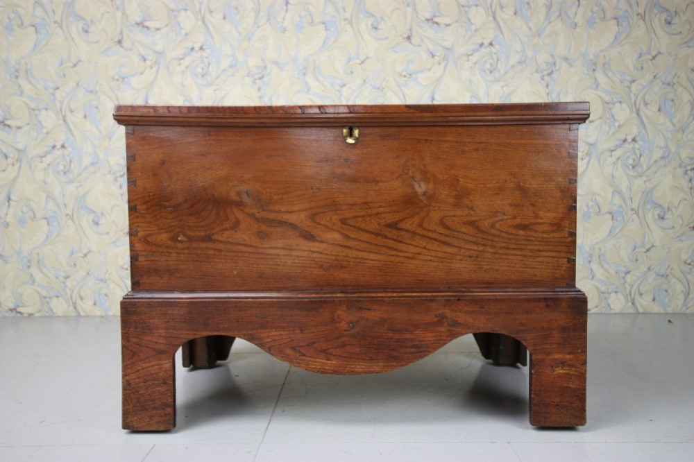 18th Century Antique Elm Box from East Anglia.