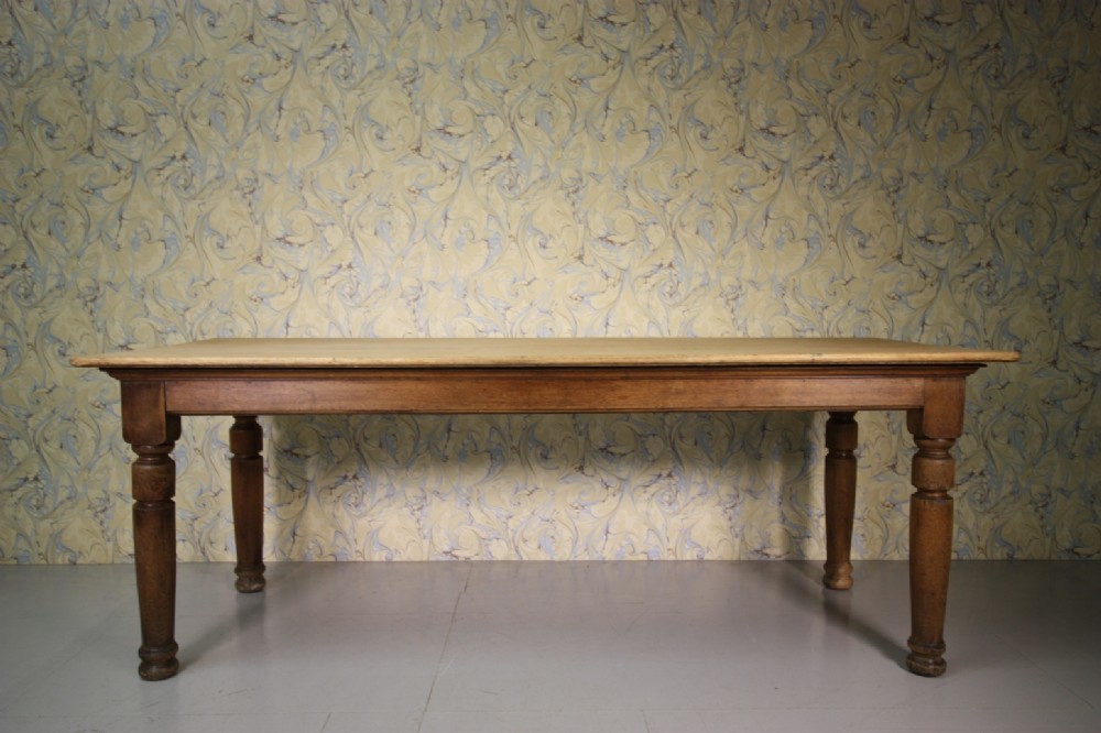 19th Century English Antique Oak Dining Table.