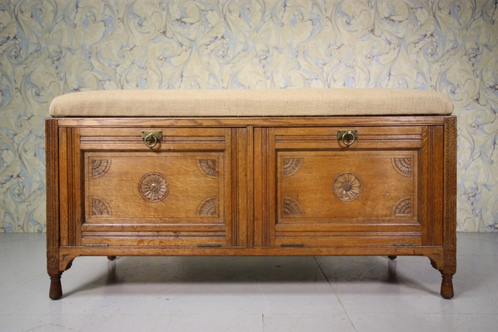 19th Century Antique Lambs of Manchester Antique Window Seat.