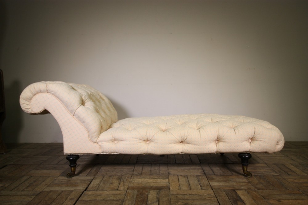 Howard & Sons Antique 19th Century Antique Daybed.
