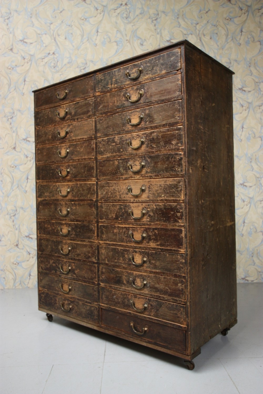 Early 19th Century Antique Bank of Drawers in Original Paint.
