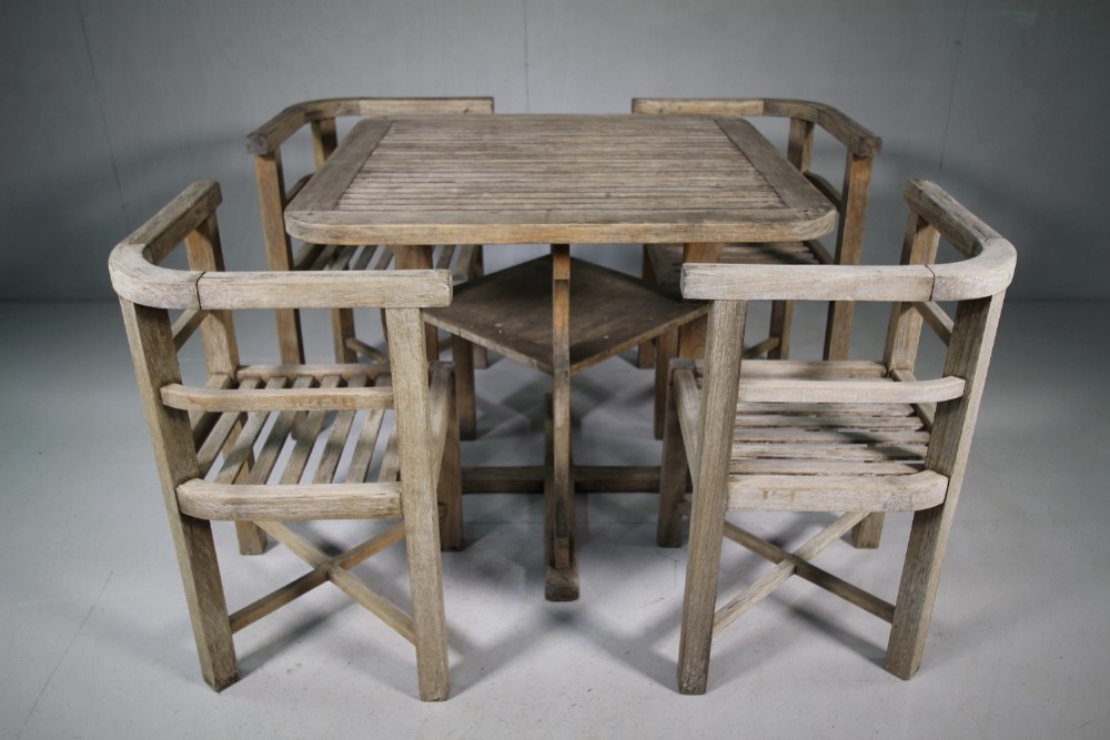 Heals 1920's Garden Table & Four Chairs by Hughes Bolckow.