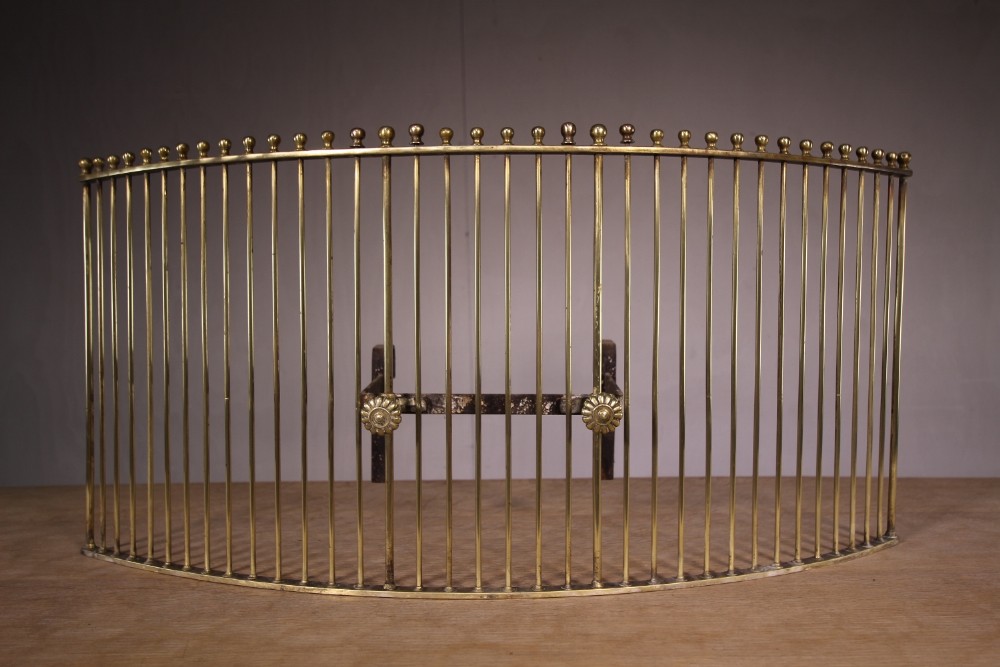 Regency Antique Brass Curved Fender.
