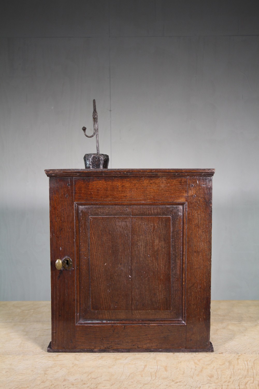 Early 18th Century Antique Period Oak Food Cupboard.