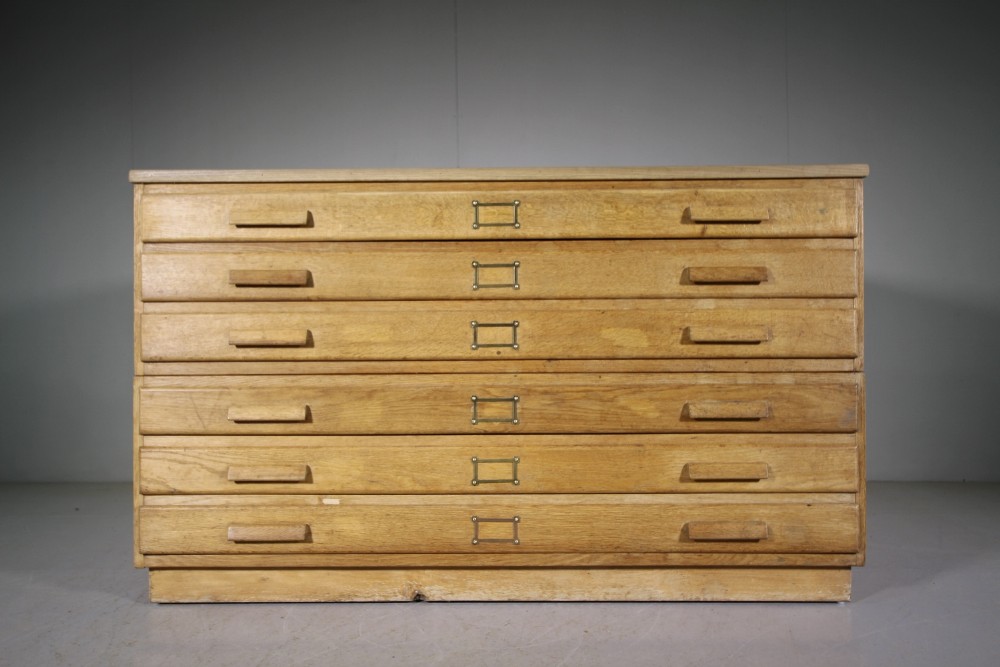 English 1930's Oak Plan Chest of Drawers