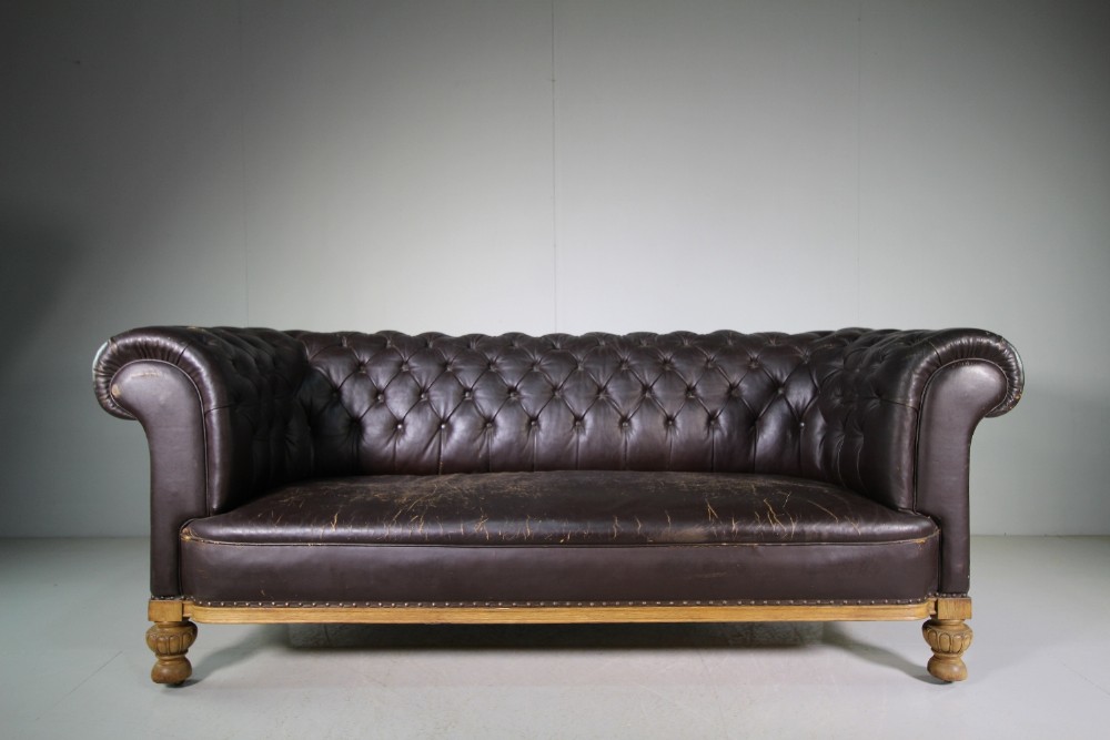 Quality Antique Leather & Oak Chesterfield Sofa