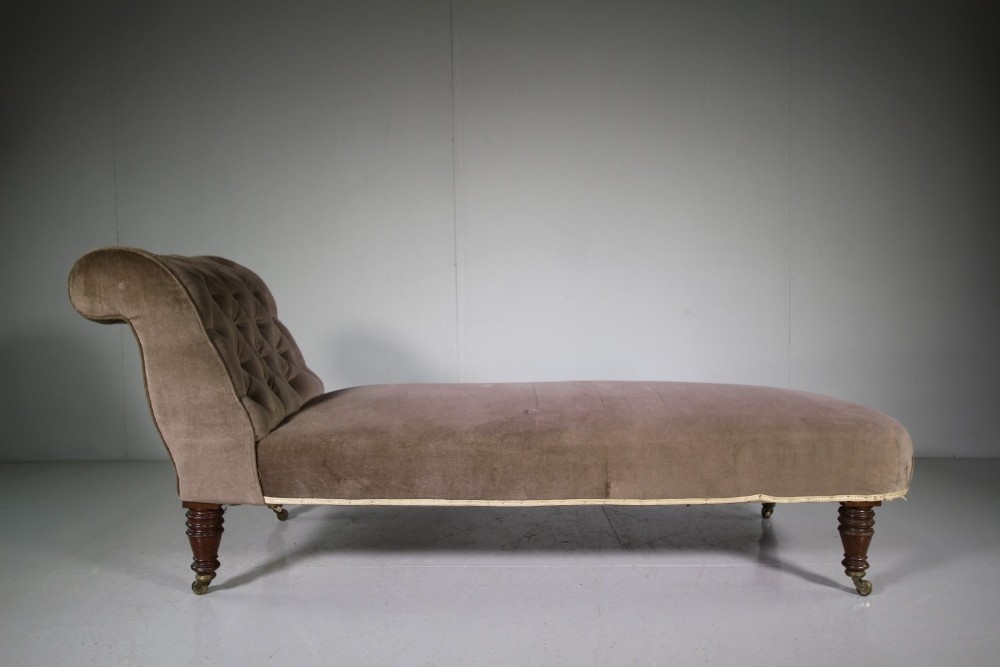 19th Century English Antique Upholstered Daybed