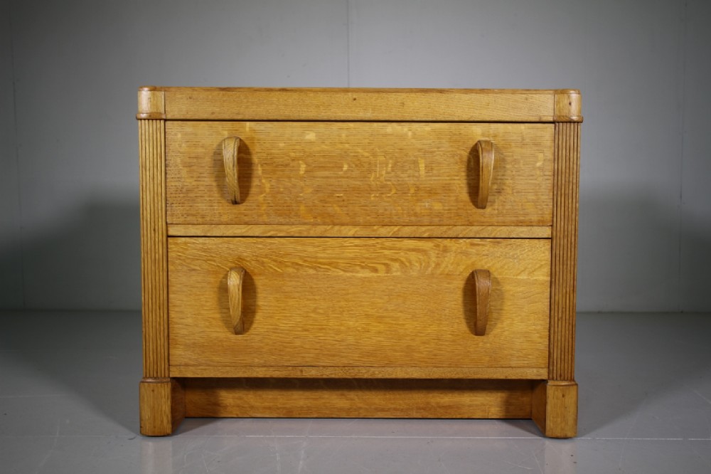 Heals 1940's Oak Odeon Chest of Drawers