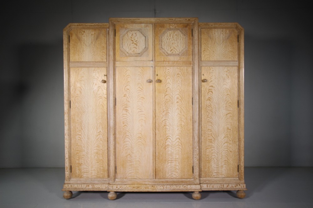 Wonderful 1930's Heals of London Oak Triple Wardrobe