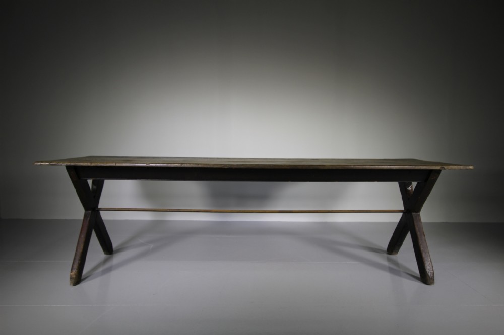 Large English 18th Century X Frame Tavern Table