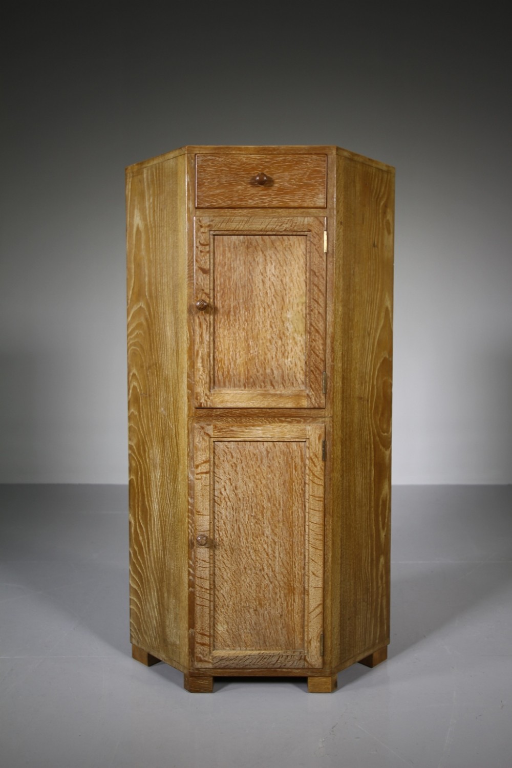 1930's Heals Oak Floorstanding Corner Cupboard