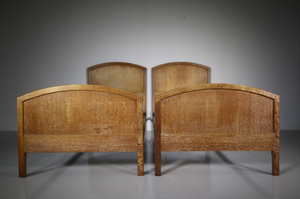 Pair of 1930's Heals Oak Single Beds with Bases - Labelled