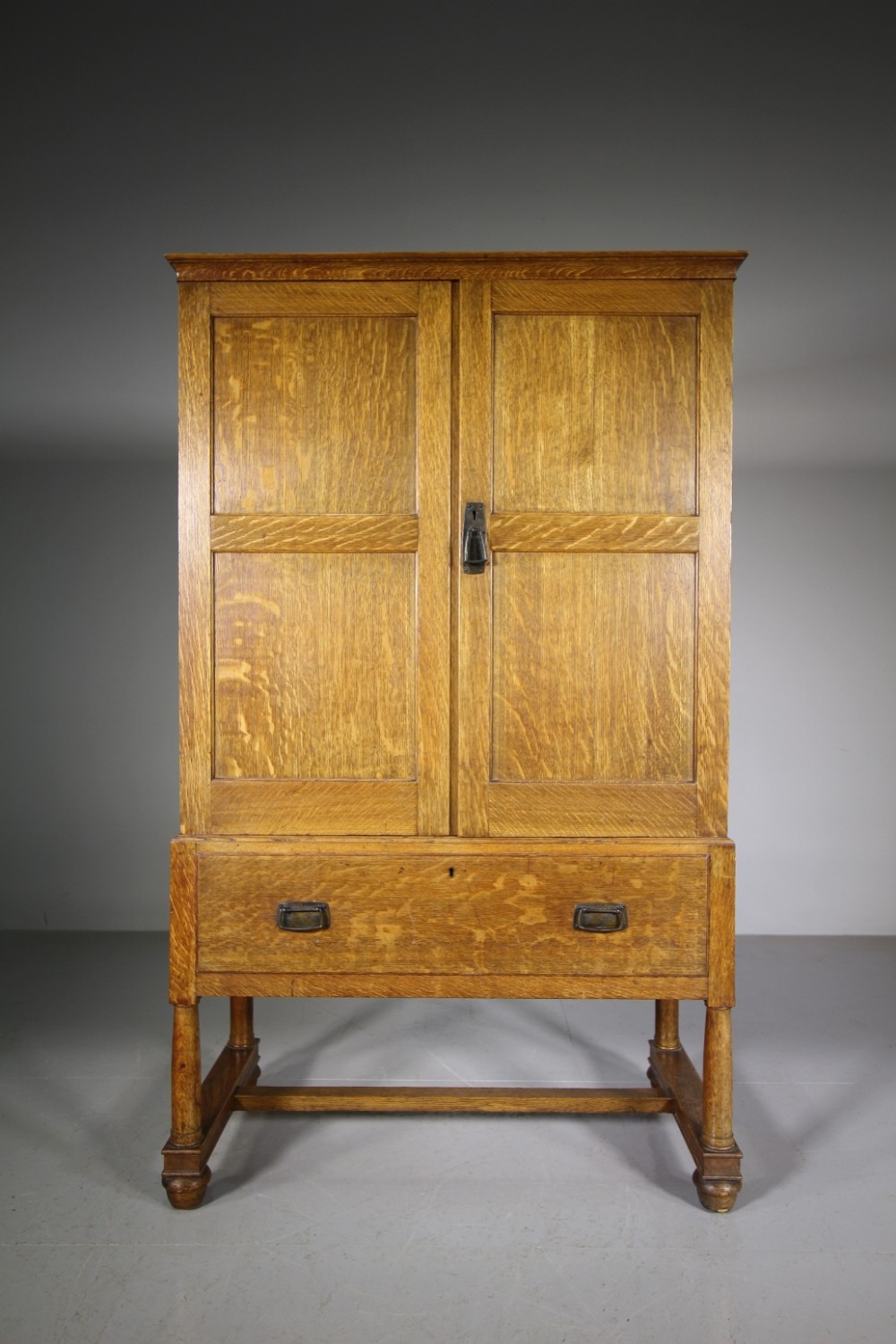 Rare Heals Antique Oak Gentlemens Press Cupboard