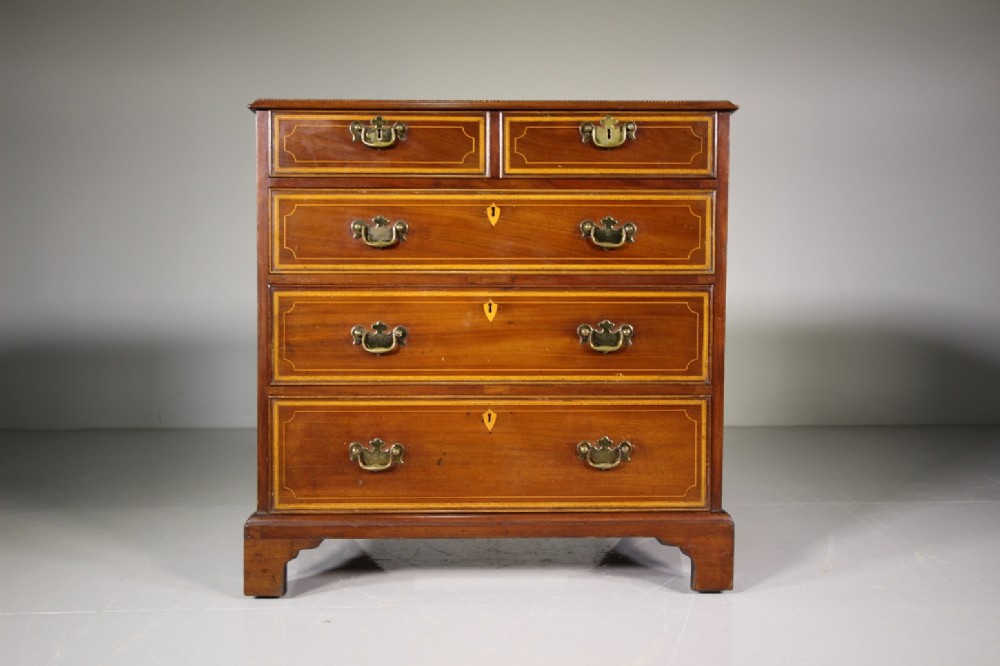 Small Georgian Antique Mahogany Chest of Drawers