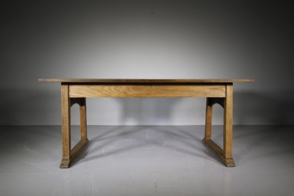 Heals Antique Oak Letchworth Dining Table
