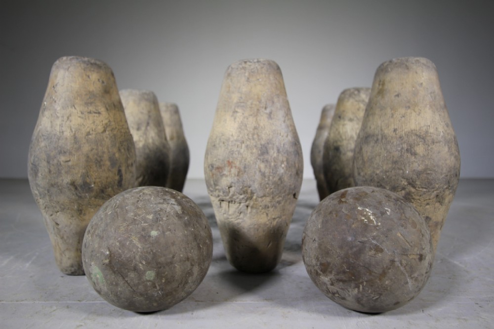 Edwardian Antique Set Of English Tavern Skittles