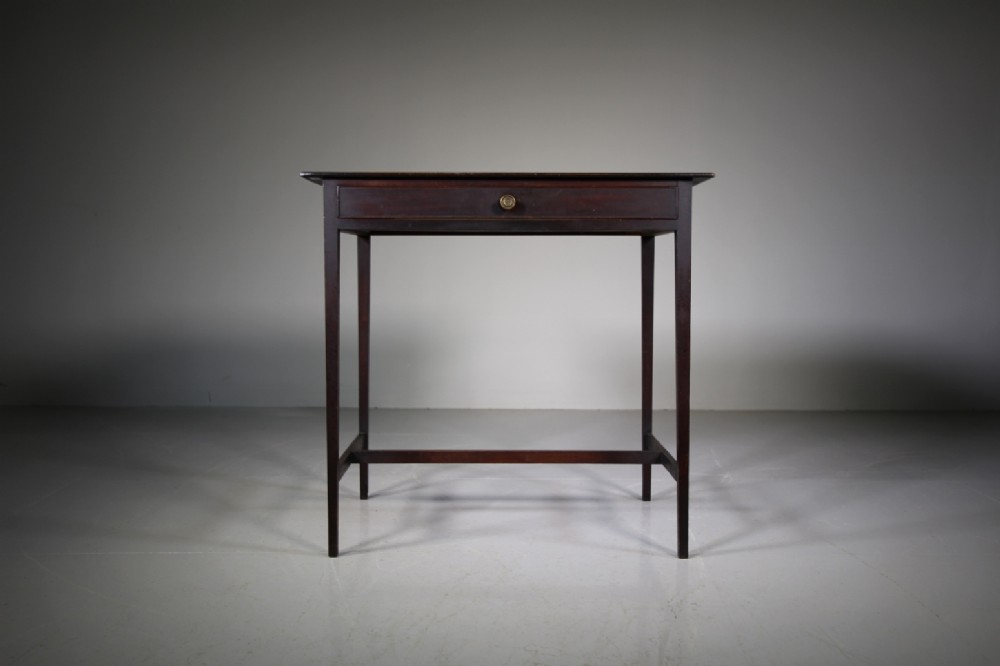 Georgian Fine Leg Antique Side Table