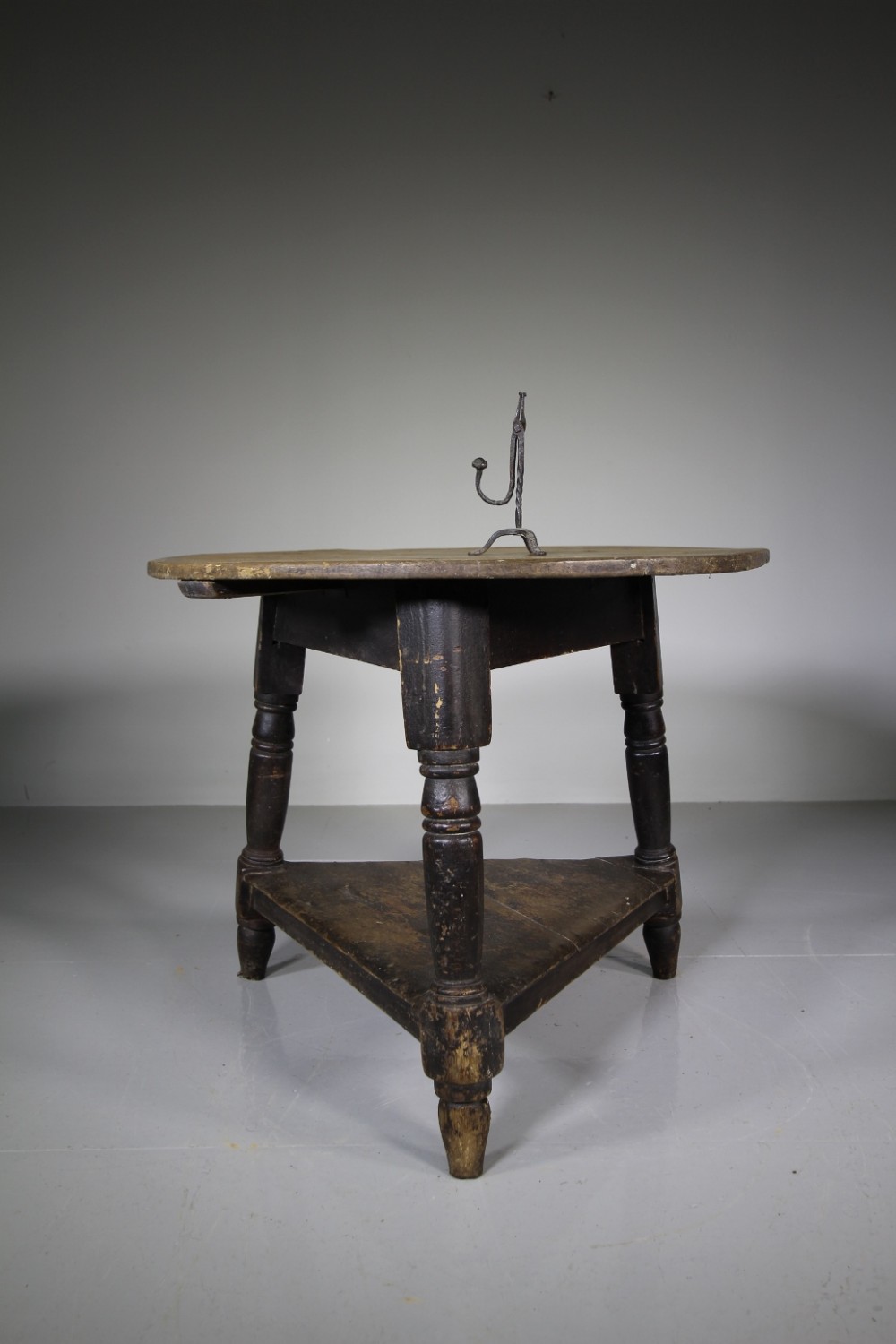 Original Painted Pine Antique Cricket Table – Good Size