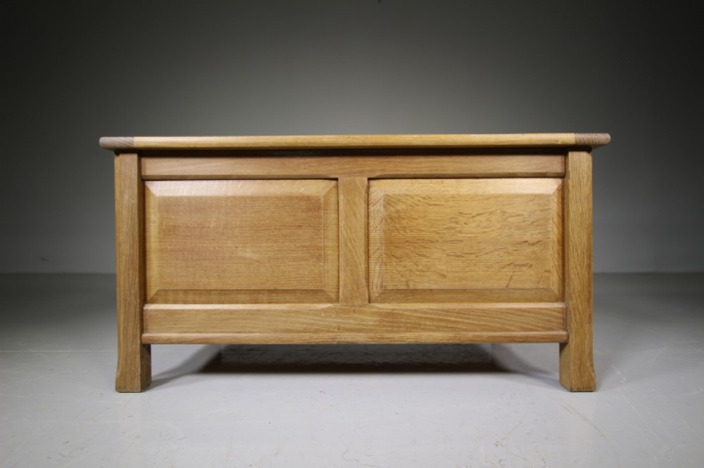 Heals 1940’s Reynolds Oak Bedding Box