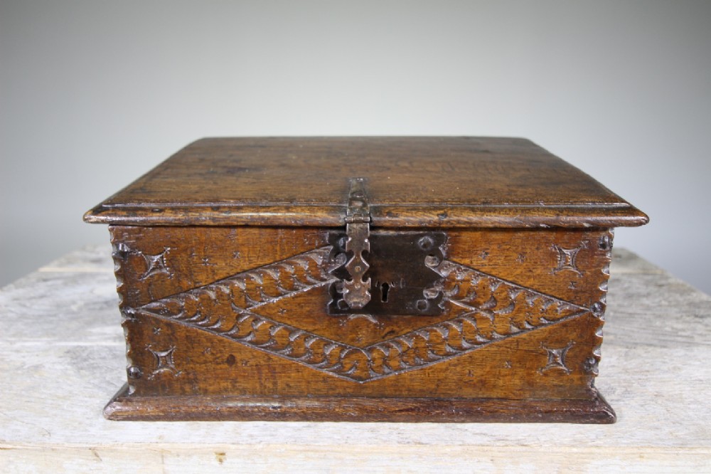 English 17th Century Antique Oak Box