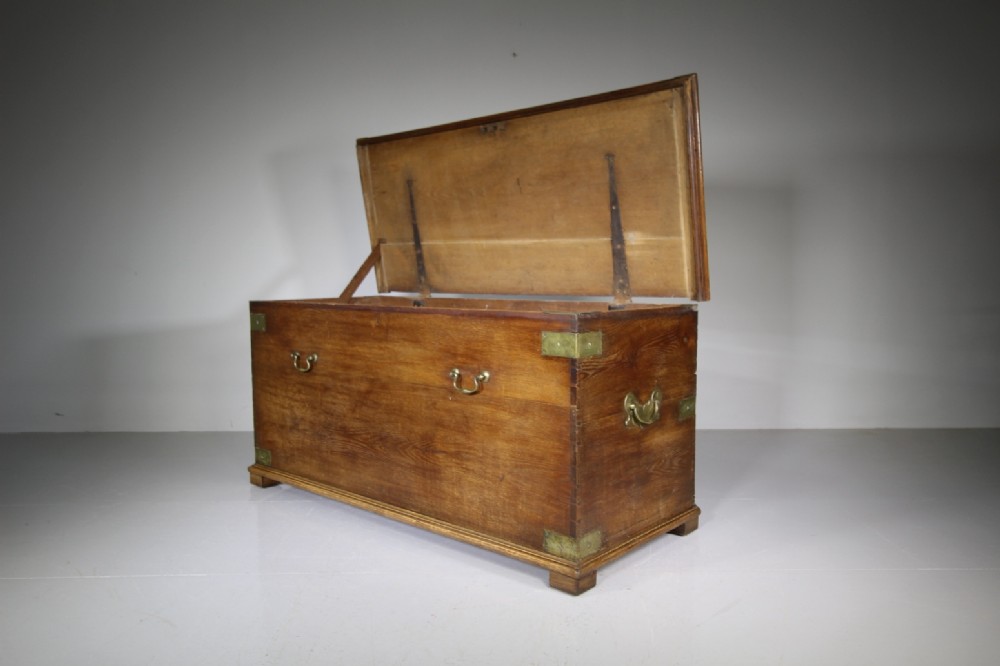 Huge Georgian Antique Oak Bedding Box-Great Quality