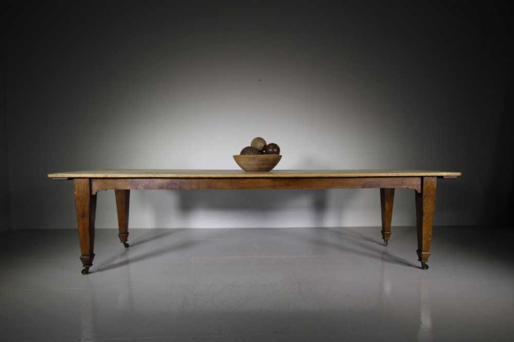 Large English 19th Century Antique Oak Dining Table