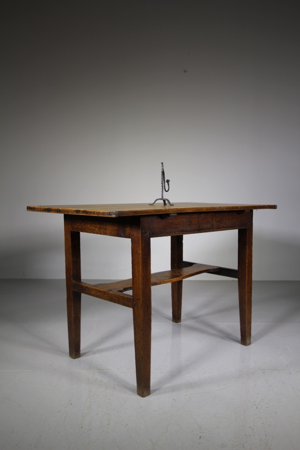 18th Century Welsh Antique Oak Tavern Table