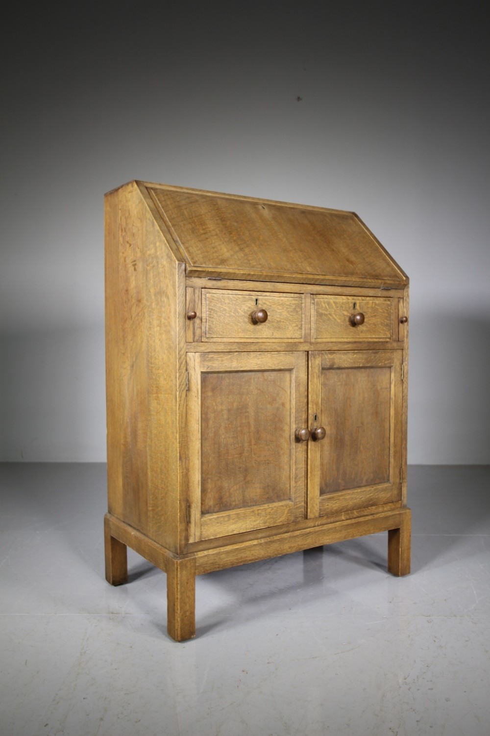 Heals 1920’s Oak Bureau – Labelled