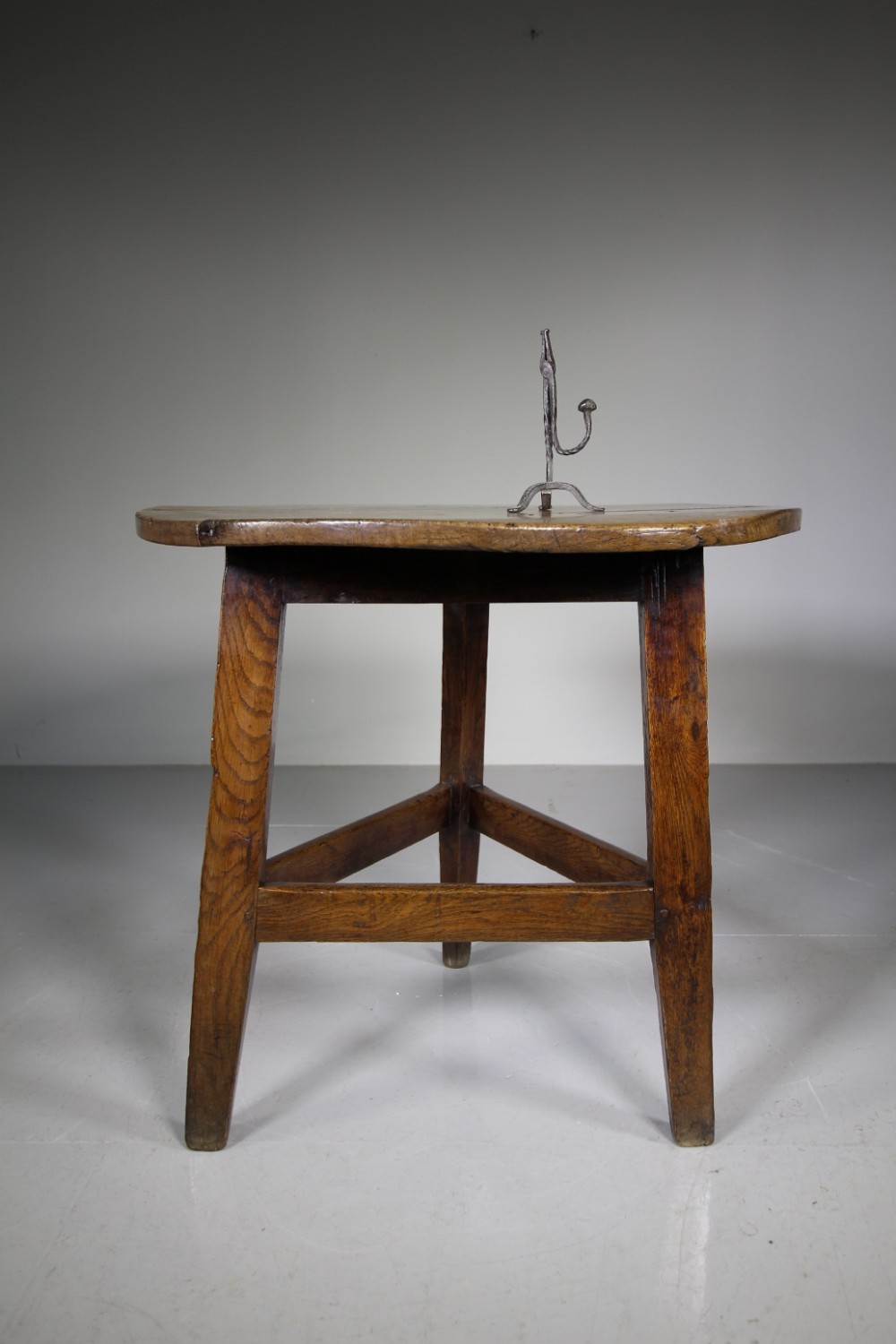 18th Century Antique Welsh Oak Cricket Table