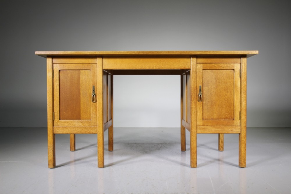 Fabulous 1930’s Gordon Russell Oak Desk from Bolton School
