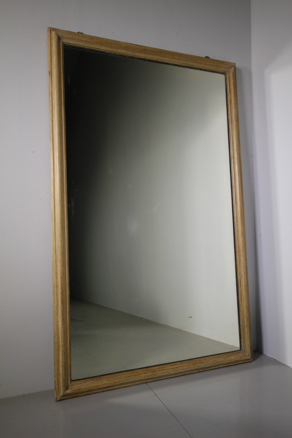 English 19th Century Antique Oak Framed Mirror