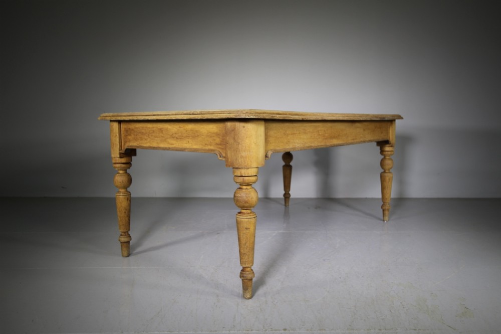 English 19th Century Antique Oak Kitchen Dining Table – Good Size