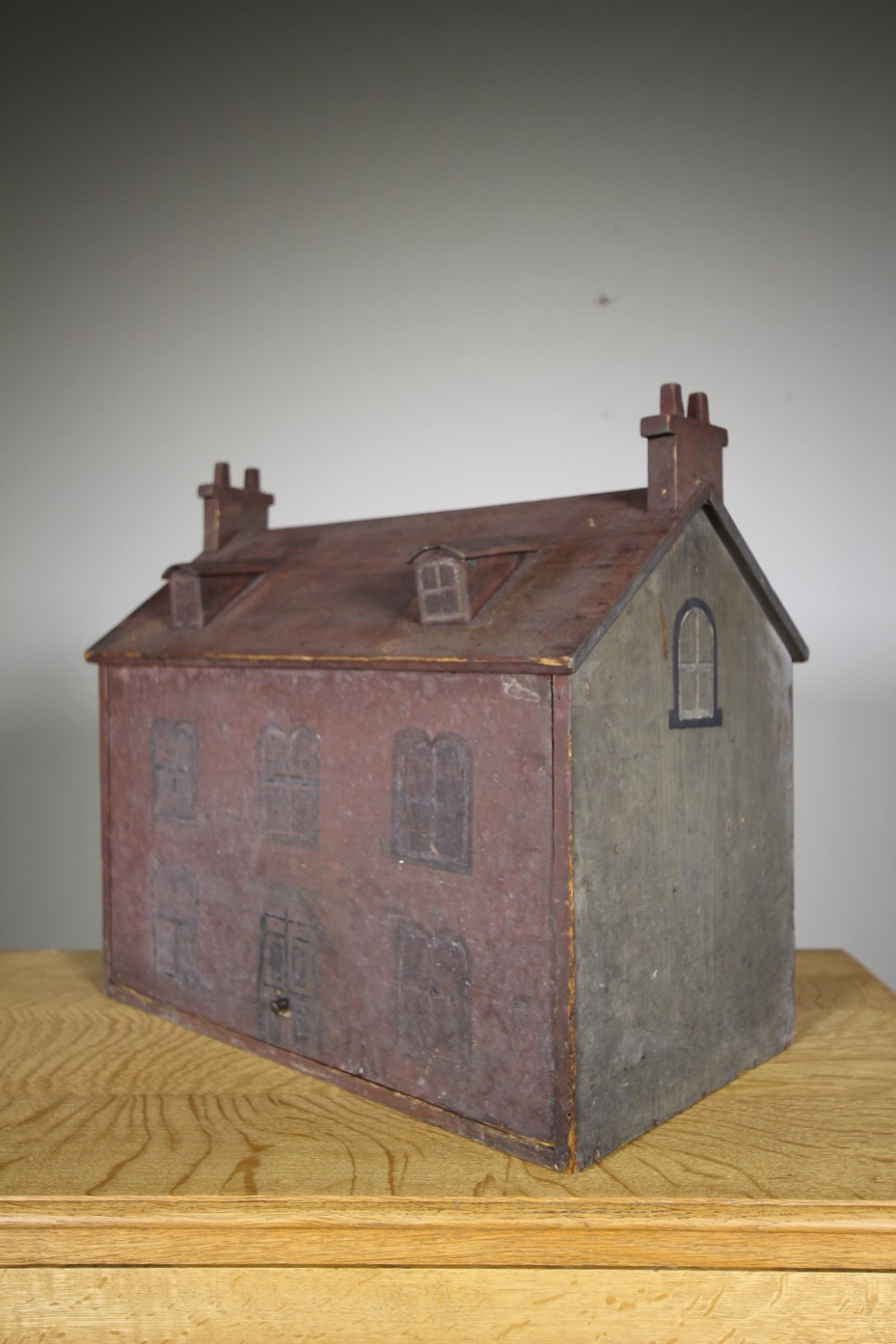 Late Georgian Antique Original Painted Dolls House