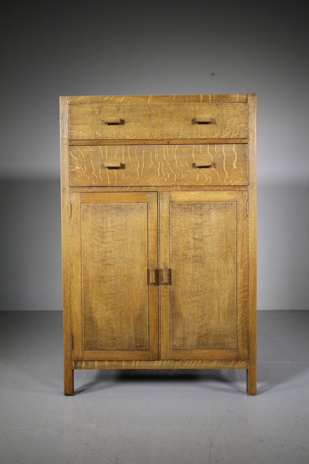 Heals of London 1920’s Oak Tall Boy Cupboard – Labelled