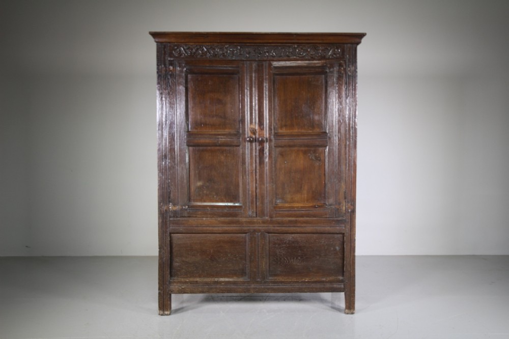 17th Century Antique Oak Westmoreland Hanging Wardrobe
