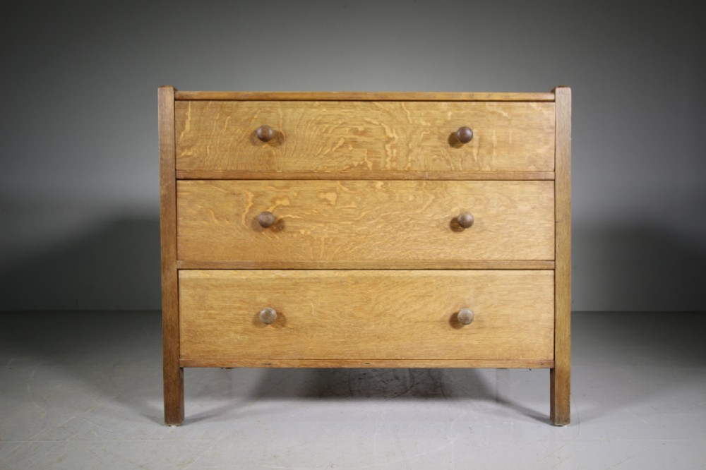 Heals Antique Oak Letchworth Chest of Drawers