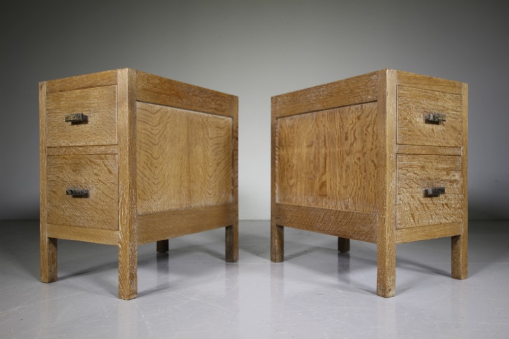 Pair of Heals 1920’s Oak Bedside Chests – Labelled