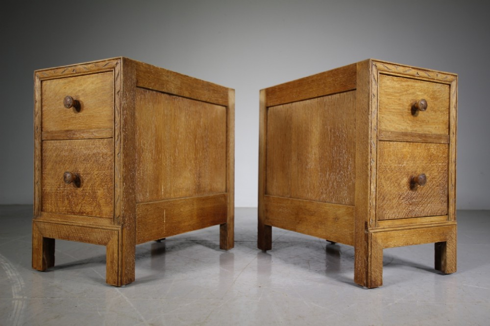 Pair of Heals 1920’s Oak Bedside Chests – Labelled