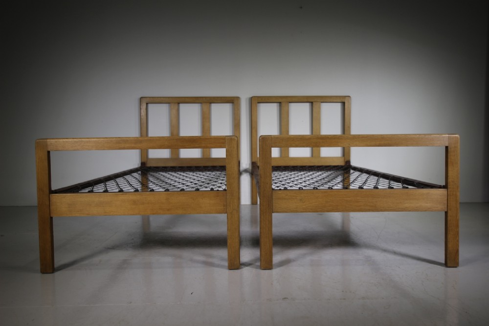 Pair of Heals 1920’s Oak Single Beds – Labelled