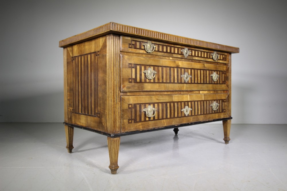 Wonderful Early 19th Century Antique Commode Chest of Drawers