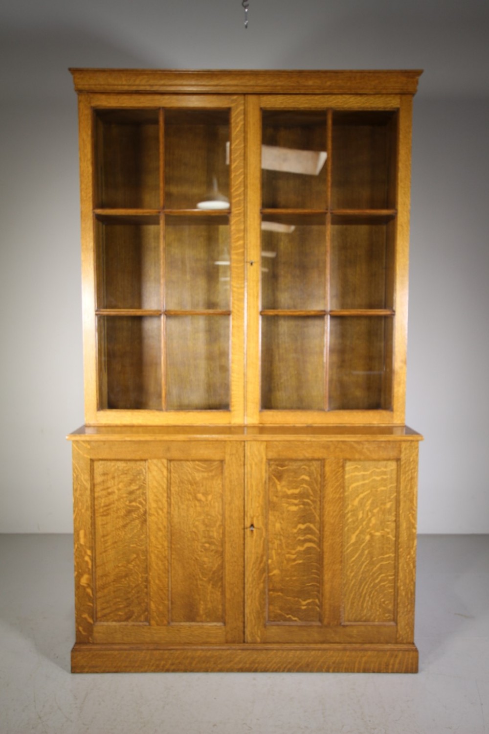 Superb Quality English 1930’s Large Oak Bookcase